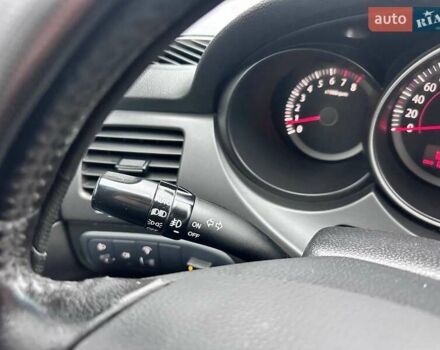 Кіа Маджентіс, об'ємом двигуна 2 л та пробігом 121 тис. км за 7800 $, фото 19 на Automoto.ua