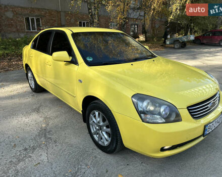 Жовтий Кіа Маджентіс, об'ємом двигуна 2 л та пробігом 257 тис. км за 4300 $, фото 2 на Automoto.ua