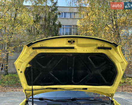 Жовтий Кіа Маджентіс, об'ємом двигуна 2 л та пробігом 257 тис. км за 4300 $, фото 82 на Automoto.ua
