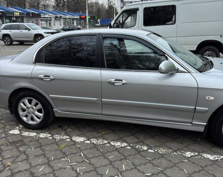 Серый Киа Маджентис, объемом двигателя 2 л и пробегом 267 тыс. км за 3900 $, фото 12 на Automoto.ua