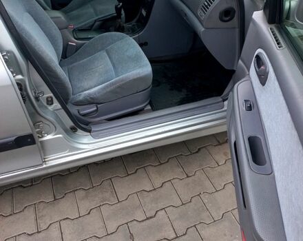 Серый Киа Маджентис, объемом двигателя 2 л и пробегом 270 тыс. км за 2600 $, фото 7 на Automoto.ua