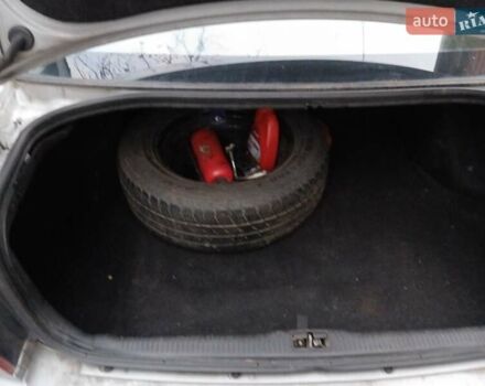 Серый Киа Маджентис, объемом двигателя 2 л и пробегом 271 тыс. км за 3200 $, фото 10 на Automoto.ua