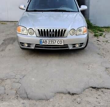 Сірий Кіа Маджентіс, об'ємом двигуна 2 л та пробігом 265 тис. км за 4300 $, фото 4 на Automoto.ua