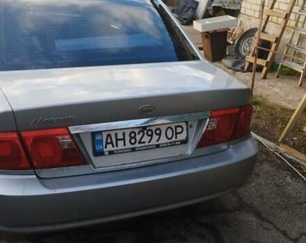 Сірий Кіа Маджентіс, об'ємом двигуна 2 л та пробігом 190 тис. км за 3500 $, фото 7 на Automoto.ua