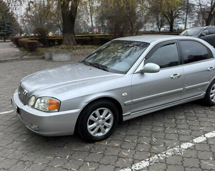 Серый Киа Маджентис, объемом двигателя 2 л и пробегом 267 тыс. км за 3900 $, фото 1 на Automoto.ua