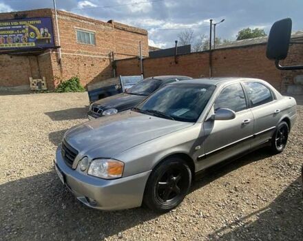 Серый Киа Маджентис, объемом двигателя 2 л и пробегом 334 тыс. км за 3200 $, фото 1 на Automoto.ua