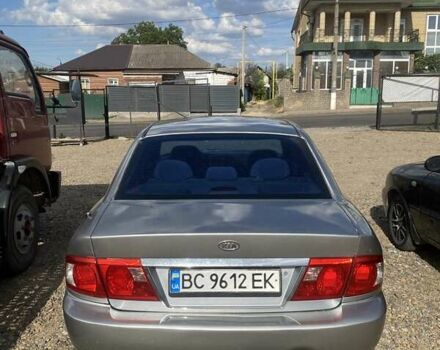 Серый Киа Маджентис, объемом двигателя 2 л и пробегом 334 тыс. км за 3200 $, фото 2 на Automoto.ua