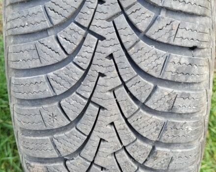 Сірий Кіа Маджентіс, об'ємом двигуна 2 л та пробігом 321 тис. км за 3550 $, фото 9 на Automoto.ua