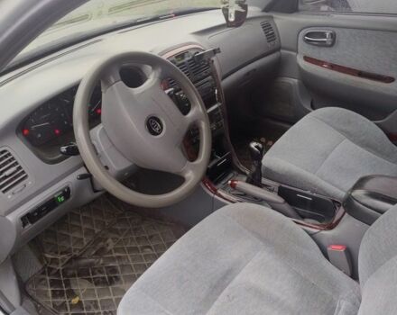 Сірий Кіа Маджентіс, об'ємом двигуна 2 л та пробігом 250 тис. км за 3000 $, фото 3 на Automoto.ua