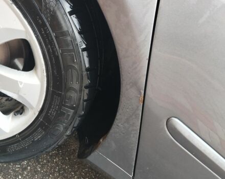 Серый Киа Маджентис, объемом двигателя 2 л и пробегом 335 тыс. км за 5200 $, фото 4 на Automoto.ua