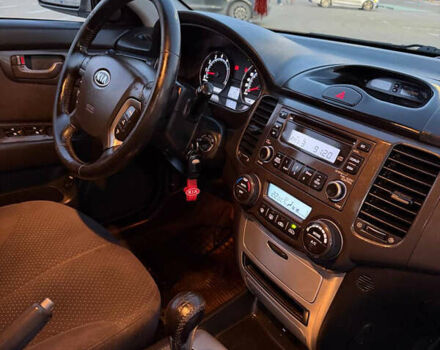 Серый Киа Маджентис, объемом двигателя 2 л и пробегом 281 тыс. км за 5250 $, фото 32 на Automoto.ua