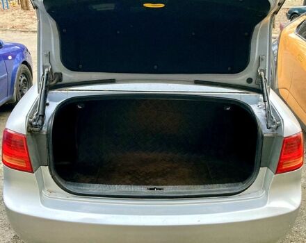 Серый Киа Маджентис, объемом двигателя 2 л и пробегом 172 тыс. км за 6000 $, фото 11 на Automoto.ua