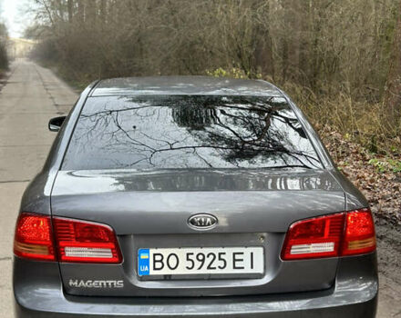 Серый Киа Маджентис, объемом двигателя 2 л и пробегом 280 тыс. км за 6000 $, фото 3 на Automoto.ua