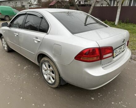 Сірий Кіа Маджентіс, об'ємом двигуна 2 л та пробігом 176 тис. км за 3900 $, фото 3 на Automoto.ua