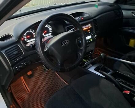 Киа Маджентис 2007 в Киеве на Automoto.ua Серый Киа Маджентис, объемом двигателя 2 л и пробегом 266 тыс. км за 4500 $, фото 40 на Automoto.ua