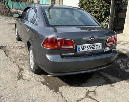 Сірий Кіа Маджентіс, об'ємом двигуна 2 л та пробігом 178 тис. км за 4700 $, фото 2 на Automoto.ua