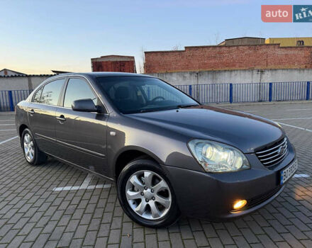 Серый Киа Маджентис, объемом двигателя 2 л и пробегом 281 тыс. км за 5250 $, фото 2 на Automoto.ua