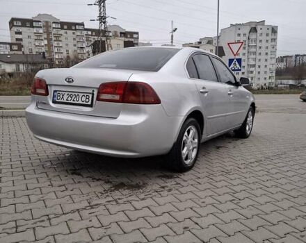 Сірий Кіа Маджентіс, об'ємом двигуна 2 л та пробігом 180 тис. км за 5200 $, фото 7 на Automoto.ua
