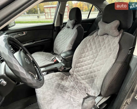 Серый Киа Маджентис, объемом двигателя 2 л и пробегом 200 тыс. км за 4895 $, фото 11 на Automoto.ua