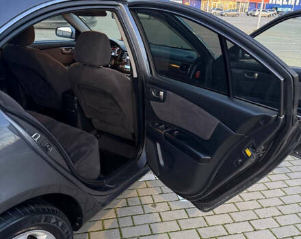 Серый Киа Маджентис, объемом двигателя 2 л и пробегом 281 тыс. км за 5250 $, фото 33 на Automoto.ua