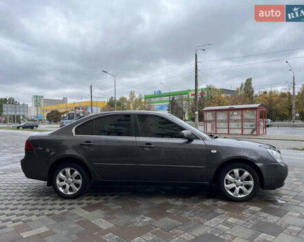 Серый Киа Маджентис, объемом двигателя 2 л и пробегом 200 тыс. км за 4995 $, фото 3 на Automoto.ua