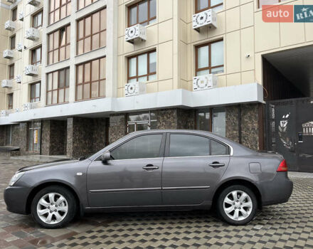 Серый Киа Маджентис, объемом двигателя 2 л и пробегом 200 тыс. км за 4995 $, фото 2 на Automoto.ua