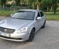 Серый Киа Маджентис, объемом двигателя 2 л и пробегом 286 тыс. км за 3300 $, фото 1 на Automoto.ua