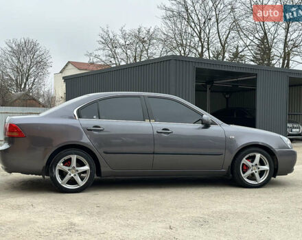 Сірий Кіа Маджентіс, об'ємом двигуна 2 л та пробігом 260 тис. км за 5300 $, фото 5 на Automoto.ua