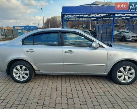 Серый Киа Маджентис, объемом двигателя 2 л и пробегом 578 тыс. км за 4600 $, фото 3 на Automoto.ua