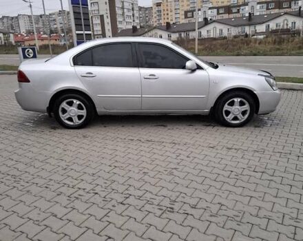 Сірий Кіа Маджентіс, об'ємом двигуна 2 л та пробігом 180 тис. км за 5200 $, фото 5 на Automoto.ua