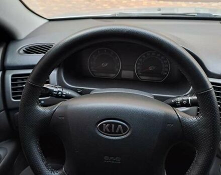 Киа Маджентис 2007 в Киеве на Automoto.ua Серый Киа Маджентис, объемом двигателя 2 л и пробегом 266 тыс. км за 4500 $, фото 41 на Automoto.ua