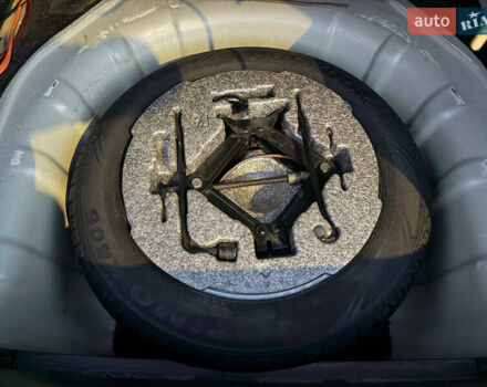 Серый Киа Маджентис, объемом двигателя 2 л и пробегом 281 тыс. км за 5250 $, фото 38 на Automoto.ua