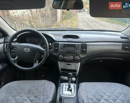 Серый Киа Маджентис, объемом двигателя 2 л и пробегом 177 тыс. км за 4200 $, фото 4 на Automoto.ua