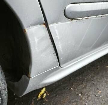 Сірий Кіа Маджентіс, об'ємом двигуна 2 л та пробігом 190 тис. км за 5200 $, фото 3 на Automoto.ua