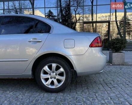 Сірий Кіа Маджентіс, об'ємом двигуна 2 л та пробігом 242 тис. км за 6200 $, фото 49 на Automoto.ua