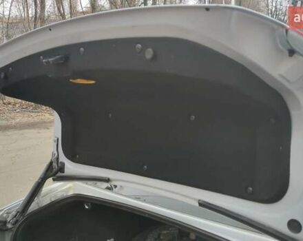 Сірий Кіа Маджентіс, об'ємом двигуна 2 л та пробігом 245 тис. км за 5700 $, фото 19 на Automoto.ua