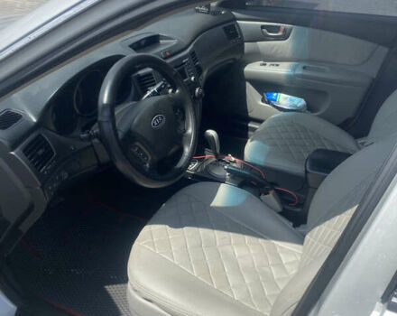 Серый Киа Маджентис, объемом двигателя 2 л и пробегом 207 тыс. км за 7300 $, фото 7 на Automoto.ua