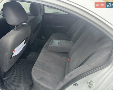 Сірий Кіа Маджентіс, об'ємом двигуна 2 л та пробігом 265 тис. км за 6500 $, фото 12 на Automoto.ua