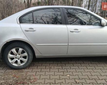 Сірий Кіа Маджентіс, об'ємом двигуна 2 л та пробігом 245 тис. км за 5700 $, фото 4 на Automoto.ua