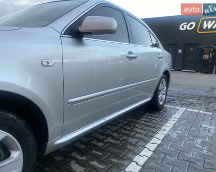 Сірий Кіа Маджентіс, об'ємом двигуна 2 л та пробігом 269 тис. км за 5350 $, фото 9 на Automoto.ua