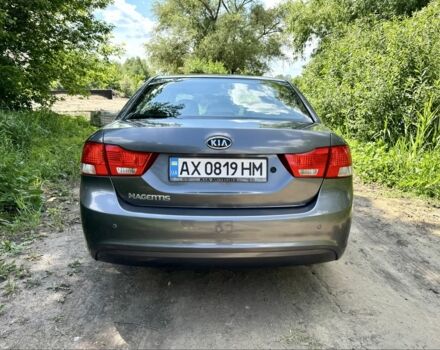 Серый Киа Маджентис, объемом двигателя 2 л и пробегом 201 тыс. км за 6890 $, фото 3 на Automoto.ua