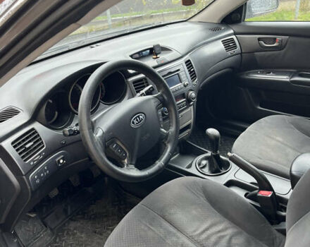 Киа Маджентис 2008 в Львове на Automoto.ua Серый Киа Маджентис, объемом двигателя 2 л и пробегом 208 тыс. км за 5700 $, фото 10 на Automoto.ua