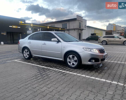 Сірий Кіа Маджентіс, об'ємом двигуна 2 л та пробігом 269 тис. км за 5350 $, фото 1 на Automoto.ua