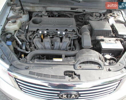 Кіа Маджентіс 2008 у Києві на Automoto.ua Сірий Кіа Маджентіс, об'ємом двигуна 2 л та пробігом 275 тис. км за 5200 $, фото 22 на Automoto.ua