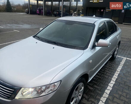 Сірий Кіа Маджентіс, об'ємом двигуна 2 л та пробігом 269 тис. км за 5350 $, фото 26 на Automoto.ua