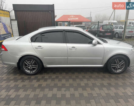 Сірий Кіа Маджентіс, об'ємом двигуна 2 л та пробігом 265 тис. км за 6500 $, фото 5 на Automoto.ua