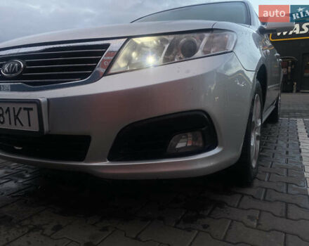 Сірий Кіа Маджентіс, об'ємом двигуна 2 л та пробігом 269 тис. км за 5350 $, фото 27 на Automoto.ua