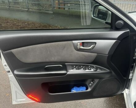 Серый Киа Маджентис, объемом двигателя 2 л и пробегом 266 тыс. км за 6500 $, фото 14 на Automoto.ua