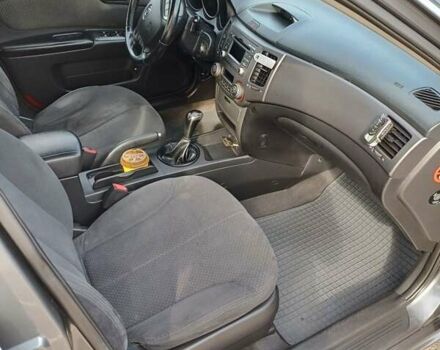 Кіа Маджентіс 2008 у Києві на Automoto.ua Сірий Кіа Маджентіс, об'ємом двигуна 2 л та пробігом 183 тис. км за 5000 $, фото 16 на Automoto.ua