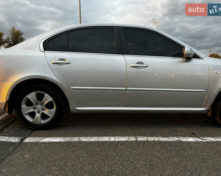Серый Киа Маджентис, объемом двигателя 2 л и пробегом 291 тыс. км за 6100 $, фото 7 на Automoto.ua